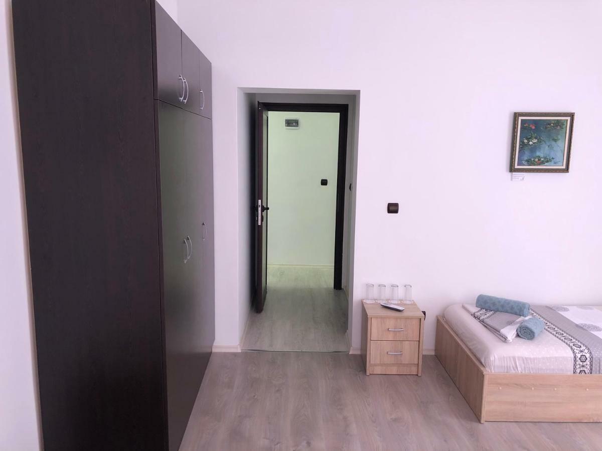 Guest Rooms Opera Plowdiw Exterior foto