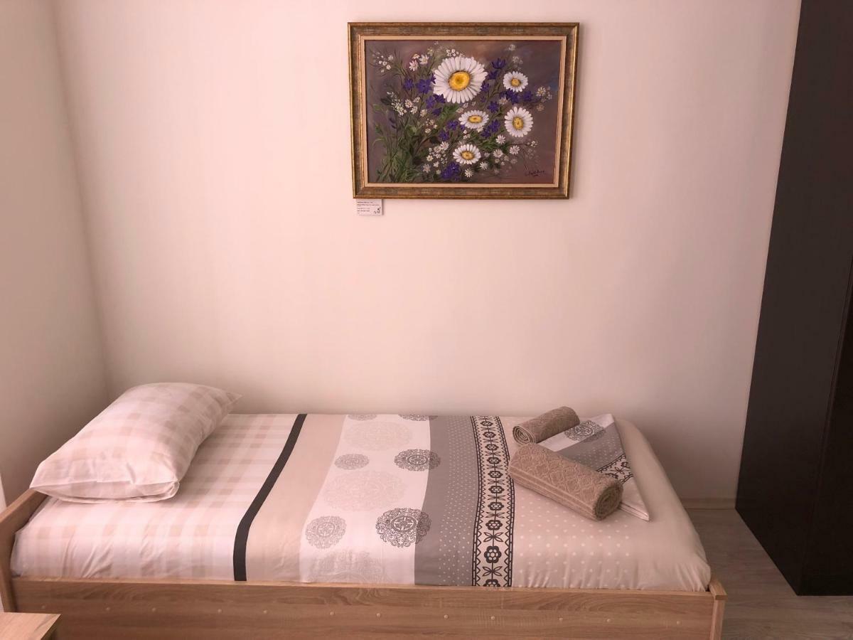 Guest Rooms Opera Plowdiw Exterior foto